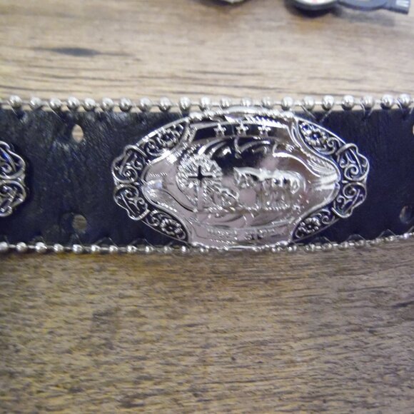 West Star Texas Black Genuine Leather Concho Belt Size Medium New - Picture 3 of 11